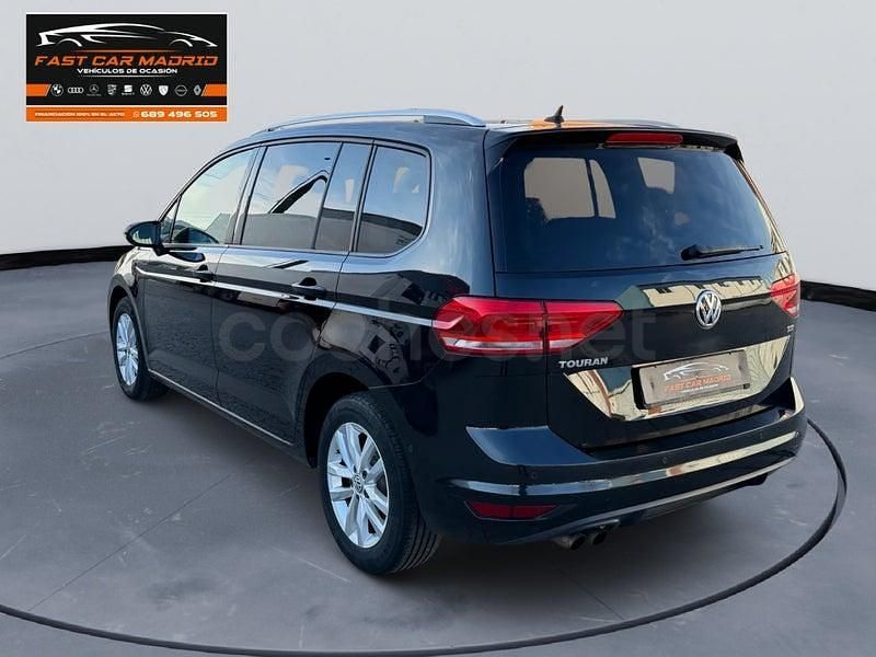 Usado VW Touran Sportline 150 CV (110 kW) 2016 Negro Monovolumen