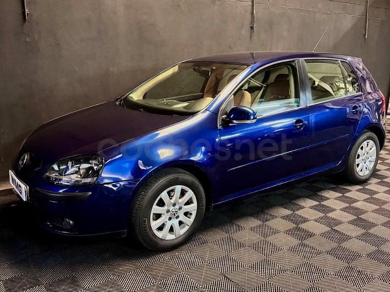 Usado VW Golf IV Highline 102 CV (75 kW) 2006 Azul Berlina