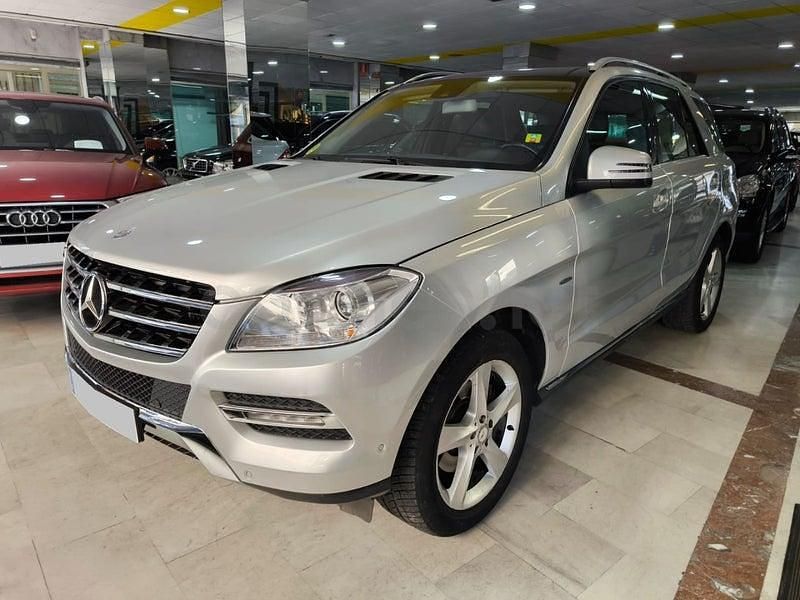 Usado Mercedes ML250 204 CV (150 kW) 2012 Gris / plata SUV