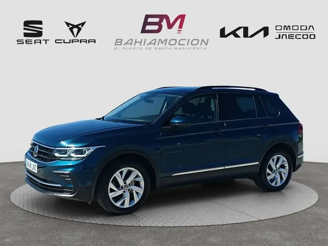 Usado VW Tiguan Life 150 CV (110 kW) 2021 Azul SUV