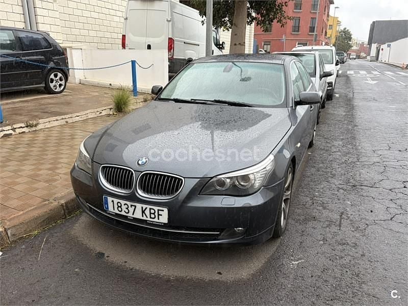 Gris / plata Usado 2007 BMW 523 Berlina | 6000 € - Imagen 1/4