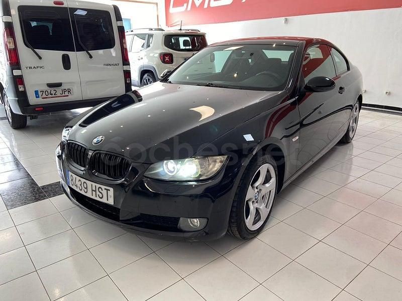 Usado BMW 320 177 CV (130 kW) 2009 Negro Coupe