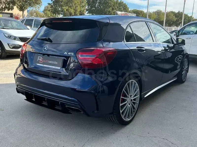 Usado Mercedes A45 AMG 381 CV (280 kW) 2016 Azul Utilitario