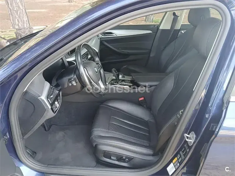 Usado BMW 530e Comfort Edition 252 CV (185 kW) 2020 Azul Berlina