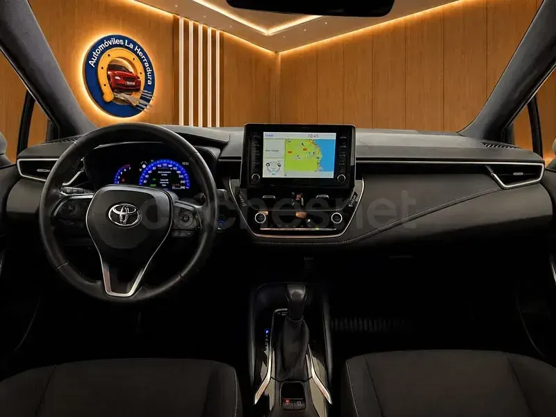 Usado Toyota Corolla Active 122 CV (89 kW) 2019 Azul Familiar