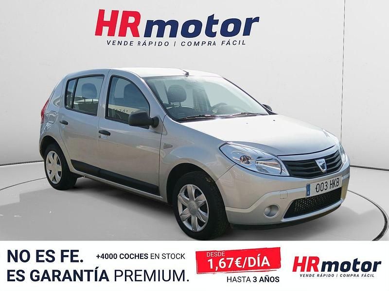 Usado Dacia Sandero 75 CV (55 kW) 2012 Gris Berlina