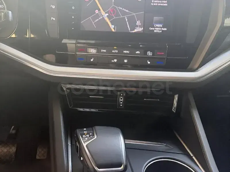 Usado VW Touareg R-line 231 CV (169 kW) 2020 Blanco SUV