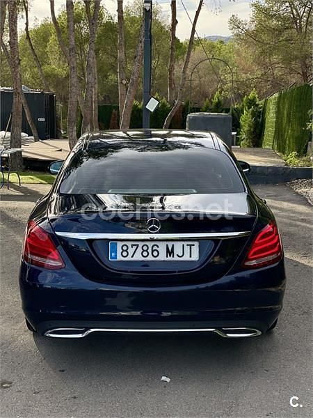 Usado Mercedes C200 136 CV (100 kW) 2018 Azul Berlina