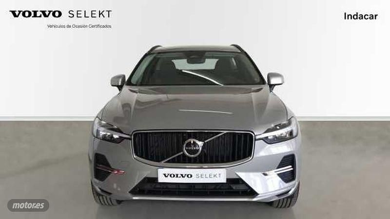 Usado Volvo XC60 Core 197 CV (144 kW) 2022 Plateado SUV