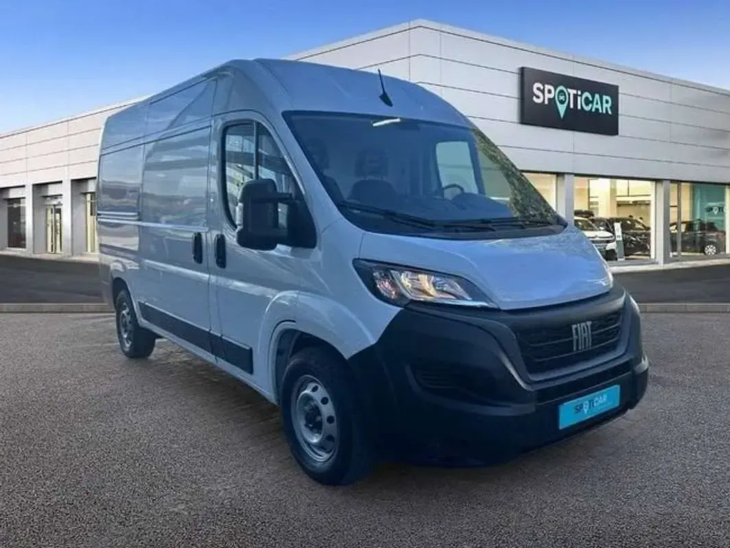 Usado Fiat Ducato 140 CV (102 kW) 2024 Blanco Van