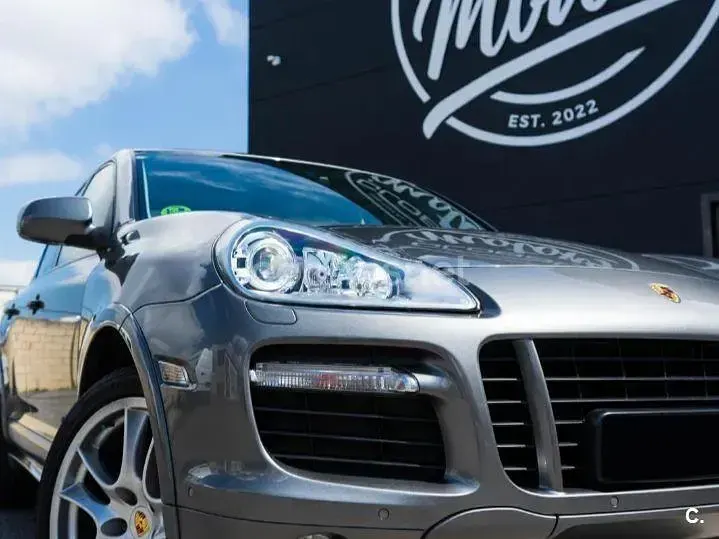 Usado Porsche Cayenne GTS 405 CV (297 kW) 2008 Gris / plata SUV