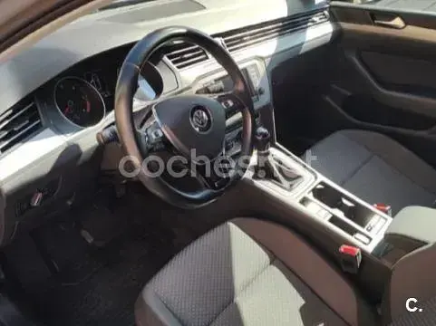 Usado VW Passat Advance 150 CV (110 kW) 2015 Gris / plata Familiar
