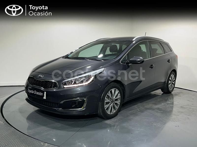 Gris / plata Usado 2015 Kia Ceed Sportswagon Familiar | 7990 € (Super precio) - Imagen 1/4