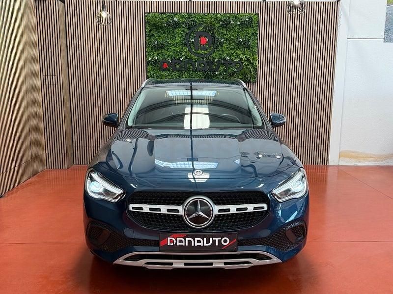 Usado Mercedes GLA200 150 CV (110 kW) 2021 Azul SUV