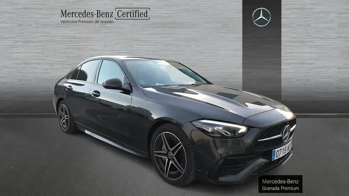 Usado Mercedes C220 200 CV (147 kW) 2025 Gris Berlina