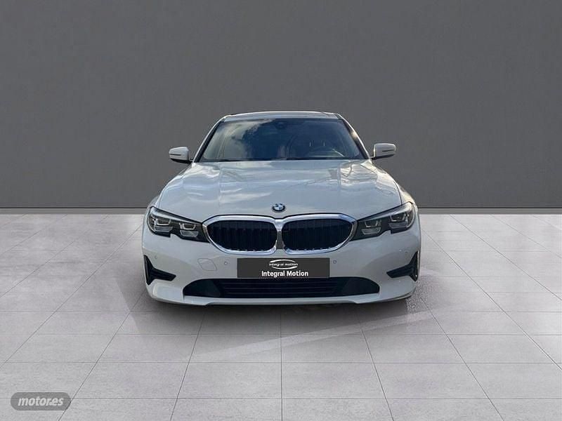 Usado BMW 318 150 CV (110 kW) 2021 Blanco Berlina