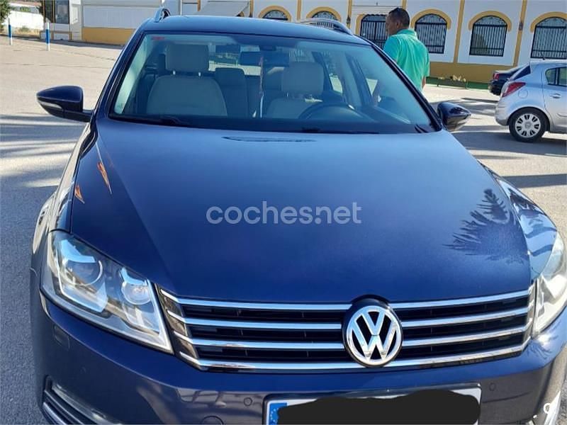 Usado VW Passat Exclusive 140 CV (102 kW) 2014 Azul Familiar
