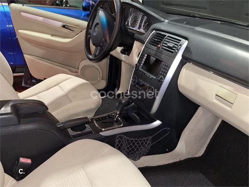 Usado Mercedes B170 116 CV (85 kW) 2006 Azul Monovolumen