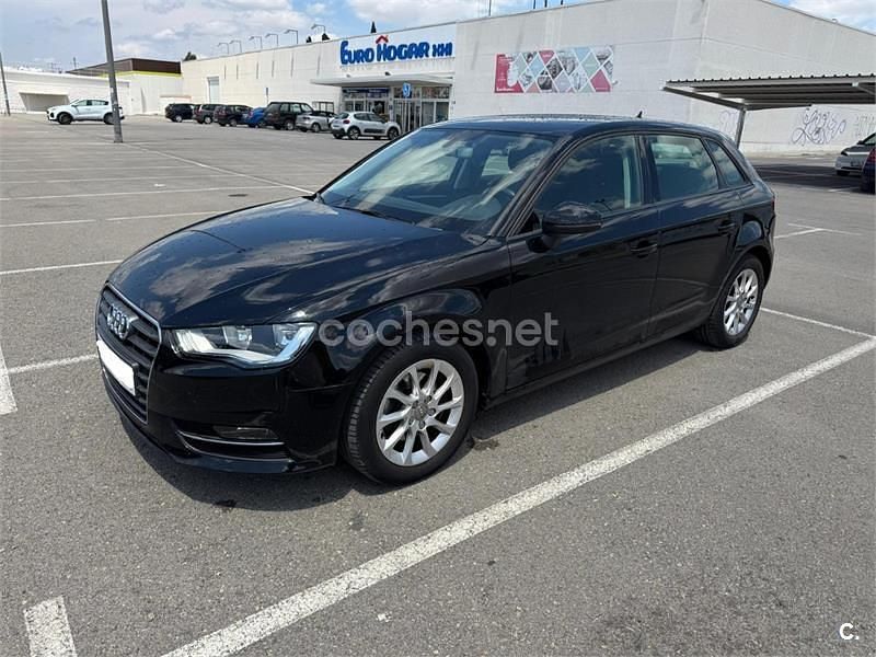 Käytetty Audi A3 110 HP (80 kW) 2016 Musta Sedan