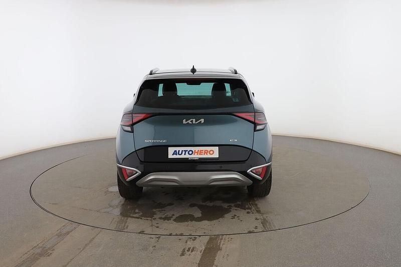 Usado Kia Sportage 230 CV (169 kW) 2024 Gris SUV
