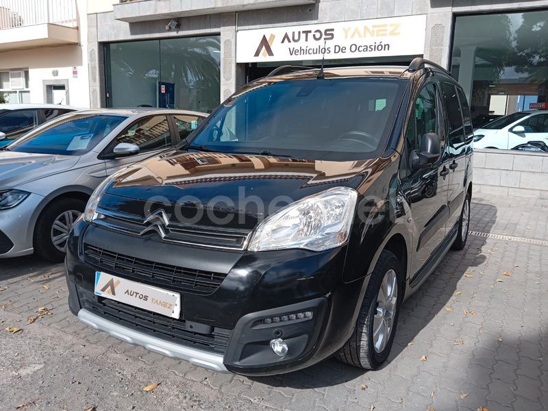 Usado Citroën Berlingo Feel 110 CV (80 kW) 2018 Negro Monovolumen