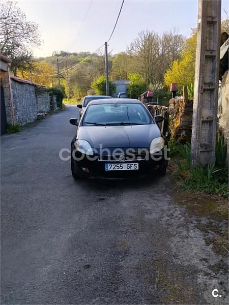Usado Fiat Bravo Dynamic 120 CV (88 kW) 2008 Negro Utilitario