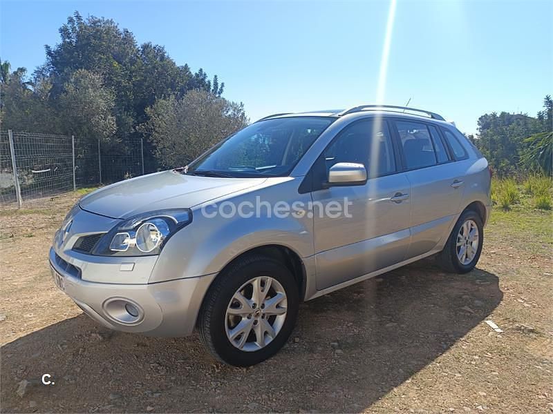 Usado Renault Koleos Dynamique 150 CV (110 kW) 2010 Gris / plata SUV