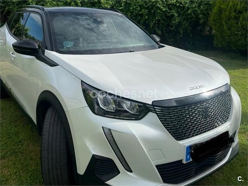 Usado Peugeot 2008 Active 130 CV (95 kW) 2023 Blanco SUV