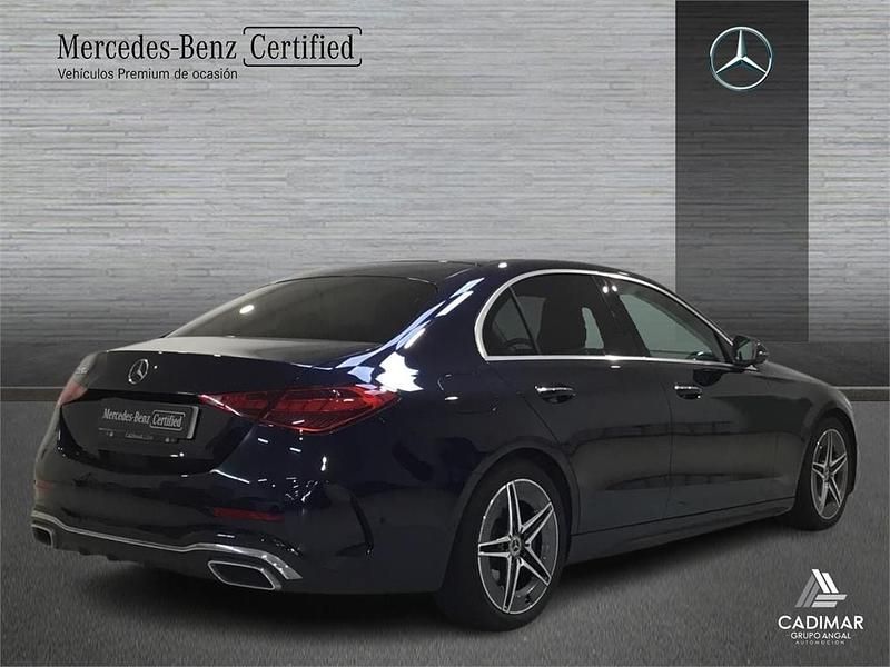 Usado Mercedes C220 AMG line 200 CV (147 kW) 2022 Azul Berlina
