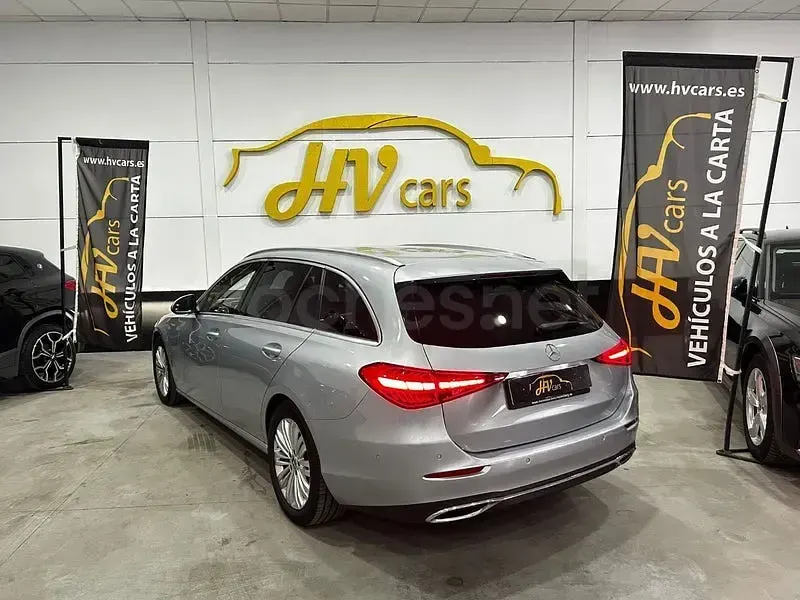 Usado Mercedes C200 163 CV (119 kW) 2022 Gris / plata Familiar