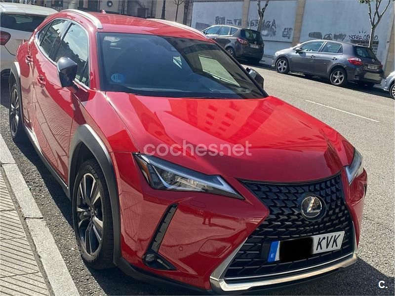 Usado Lexus UX Executive Line 184 CV (135 kW) 2019 Rojo SUV
