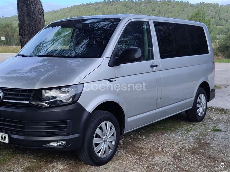Usado VW Caravelle Trendline 150 CV (110 kW) 2018 Gris / plata Monovolumen