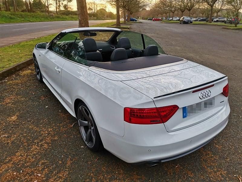 Usado Audi A5 Cabriolet S-Line 170 CV (125 kW) 2012 Blanco Descapotable