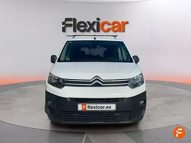 Usado Citroën Berlingo Feel 102 CV (75 kW) 2019 Blanco Monovolumen