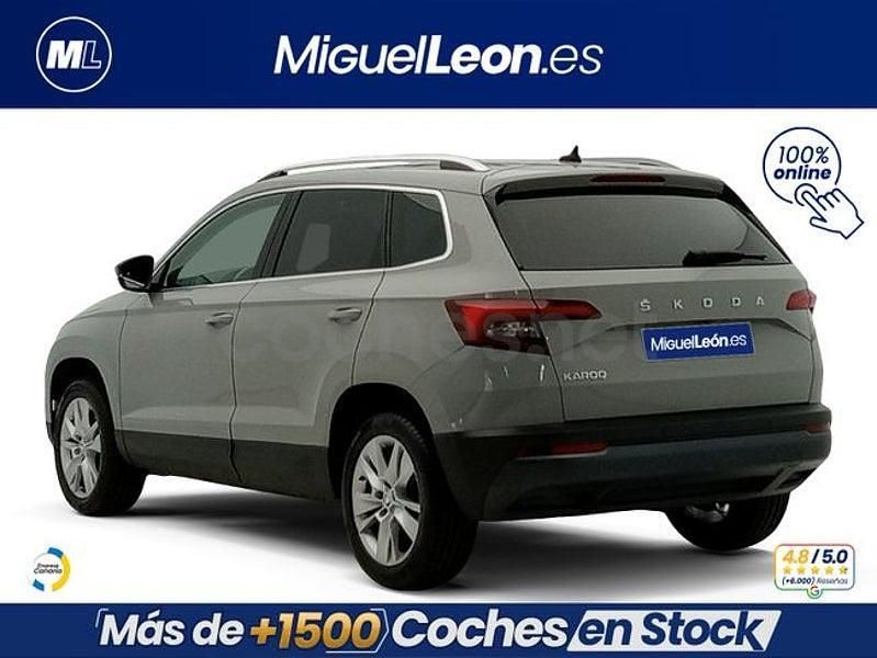 Usado Skoda Karoq Ambition 110 CV (80 kW) 2021 Gris SUV