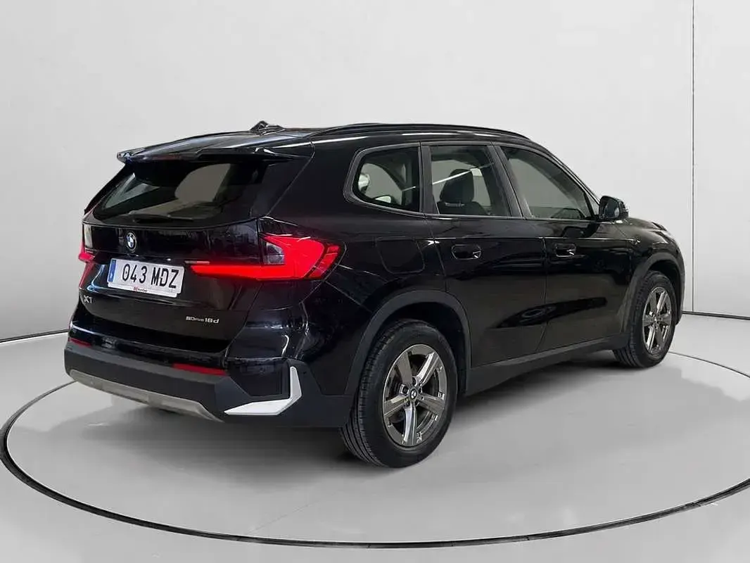 Usado BMW X1 Comfort Edition 150 CV (110 kW) 2023 Negro SUV