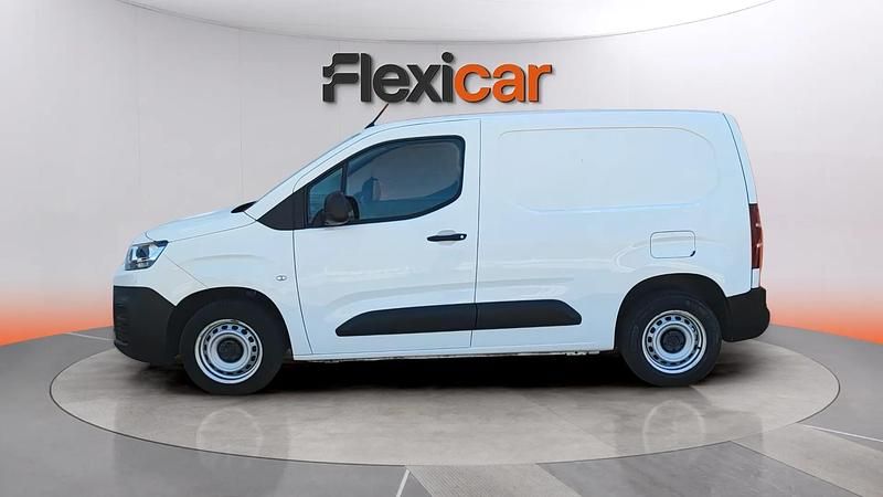 Usado Citroën Berlingo Live 103 CV (75 kW) 2020 Blanco Monovolumen