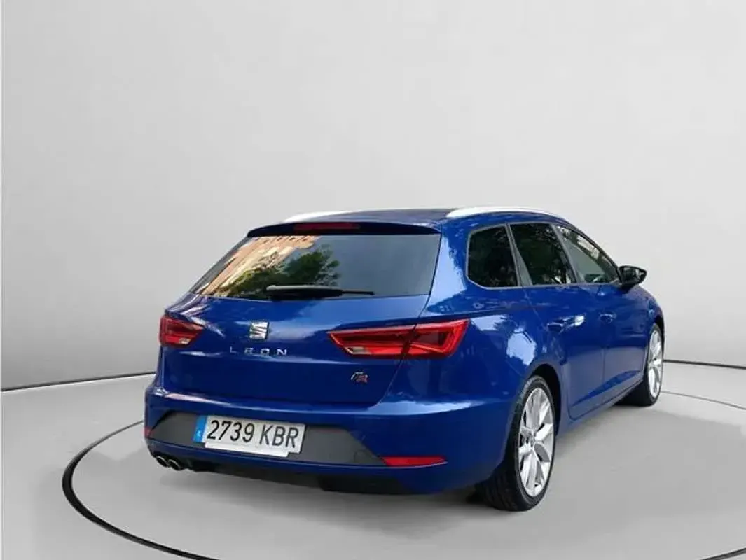 Usado Seat Leon ST FR 150 CV (110 kW) 2017 Azul Familiar