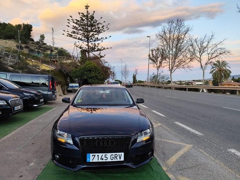 Usado Audi A4 143 CV (105 kW) 2009 Azul Berlina