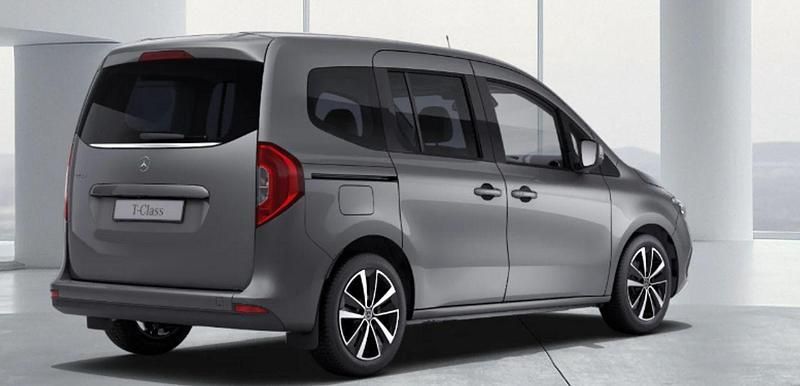 Nuevo Mercedes T180 115 CV (84 kW) 2025 Gris Monovolumen