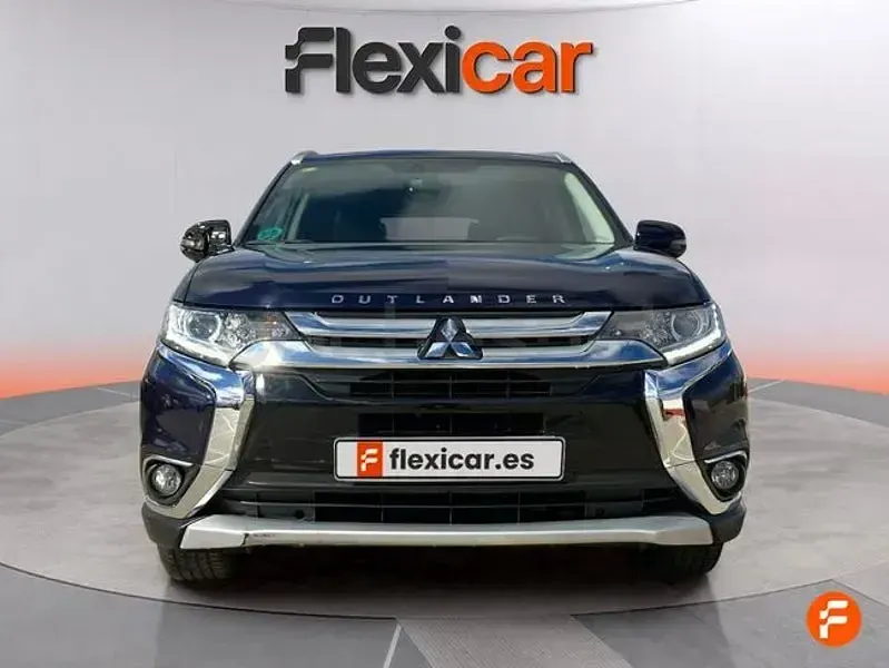 Usado Mitsubishi Outlander Motion 150 CV (110 kW) 2017 Negro SUV