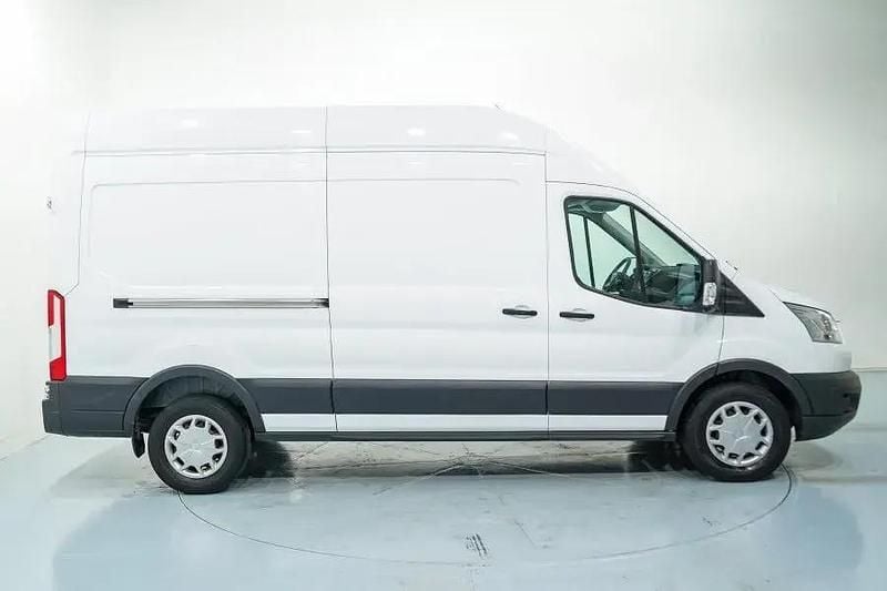 Käytetty Ford Transit Ambiente 130 HP (95 kW) 2016 Valkoinen Van