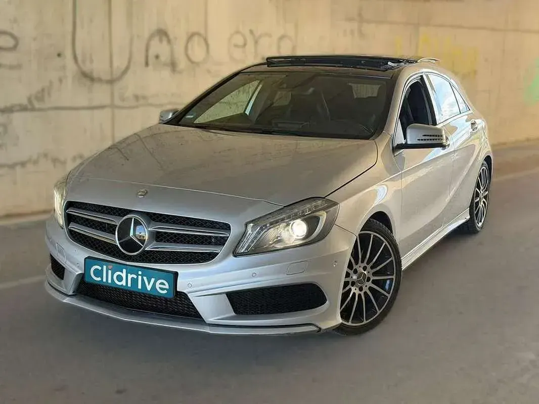 Usado Mercedes A250 AMG 211 CV (155 kW) 2012 Gris Berlina