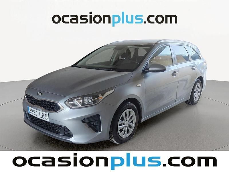 Usado Kia Ceed 120 CV (88 kW) 2019 Gris plata Utilitario