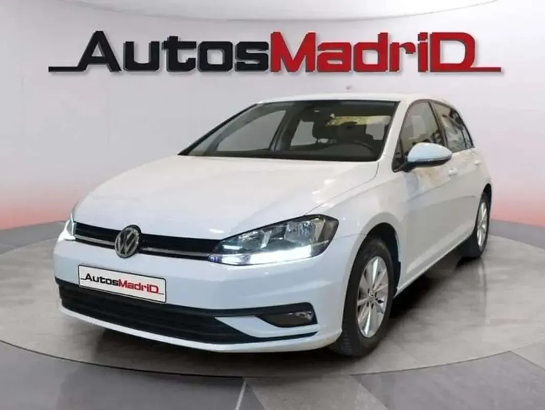 Usado VW Golf VII 110 CV (80 kW) 2020 Blanco Utilitario