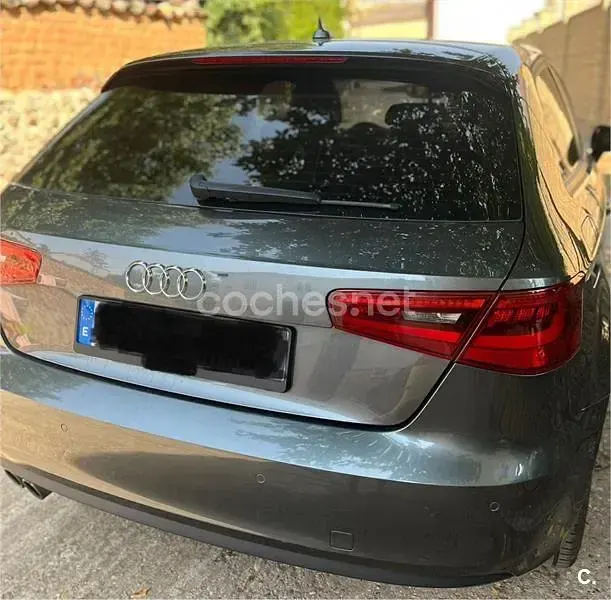 Usado Audi A3 S-Line 150 CV (110 kW) 2017 Gris / plata Berlina