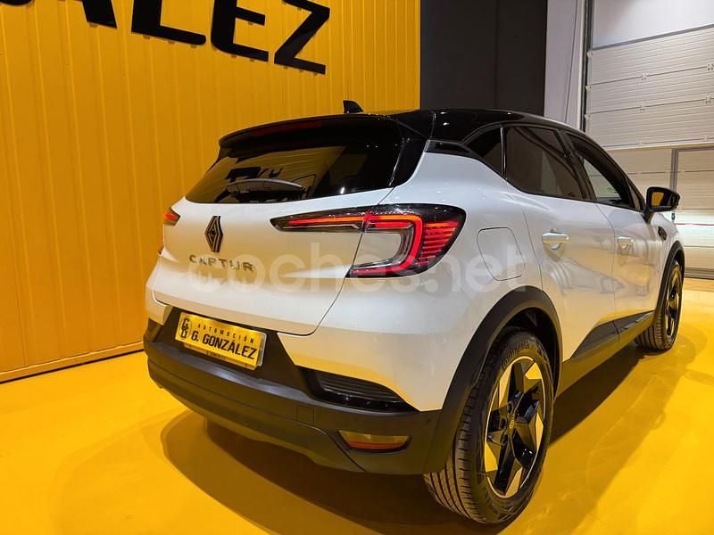 Usado Renault Captur Techno 90 CV (66 kW) 2025 Blanco SUV