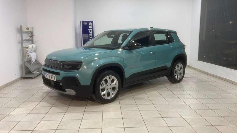 Usado Jeep Avenger Altitude 101 CV (74 kW) 2024 Azul SUV