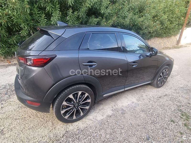 Usado Mazda CX-3 121 CV (88 kW) 2021 Negro SUV