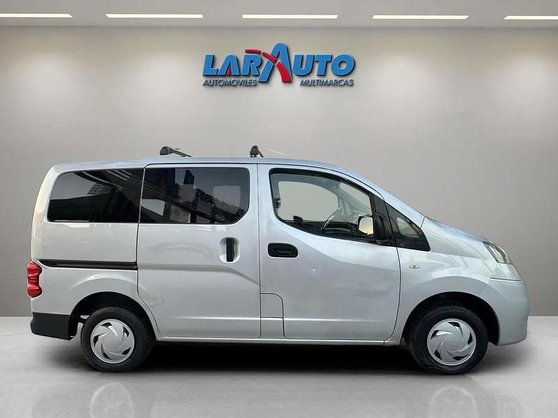 Usado Nissan NV200 Comfort 110 CV (80 kW) 2011 Gris Monovolumen